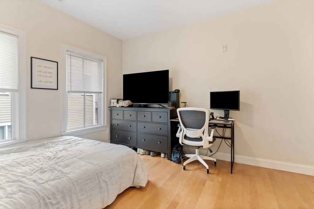 2 bed, 2 bath apartment for rent at 9 Sheridan Unit 2, Neighborhood Nine — photo 11 of 21