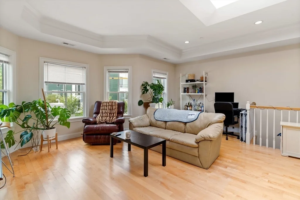 2 bed, 2 bath apartment for rent at 9 Sheridan Unit 2, Neighborhood Nine — photo 8 of 21