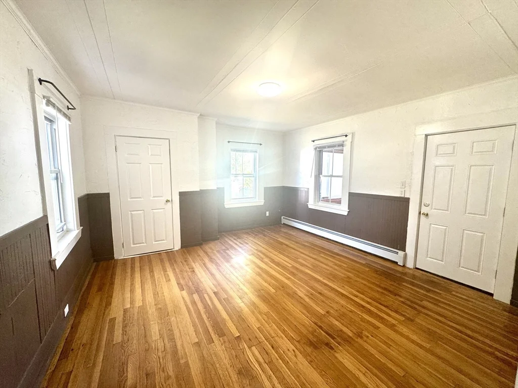 3 bed, 1 bath apartment for rent at 9 Shirley St Unit 1, Ayer — photo 5 of 13