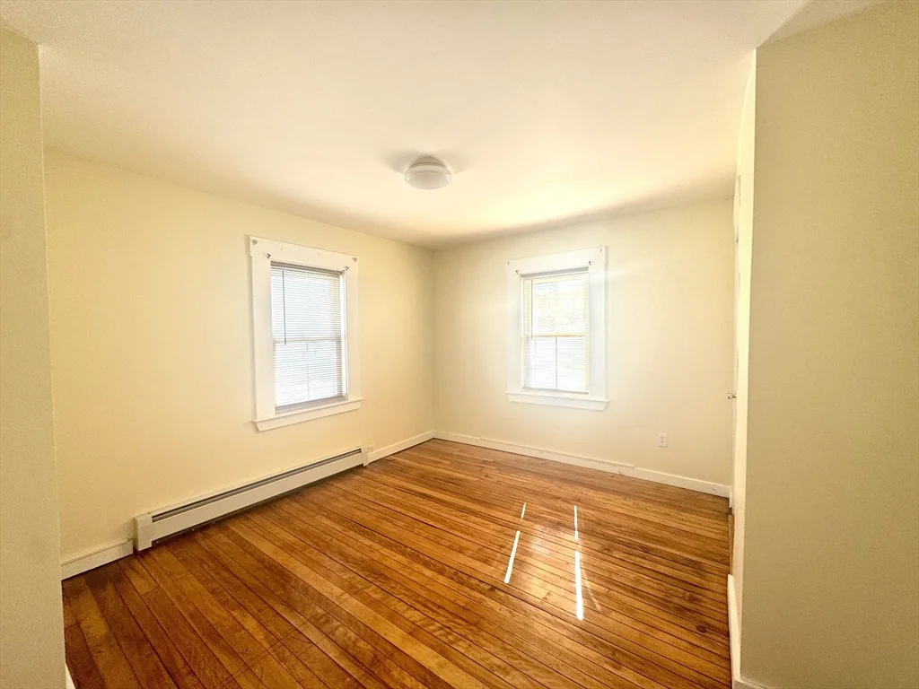 3 bed, 1 bath apartment for rent at 9 Shirley St Unit 1, Ayer — photo 9 of 13