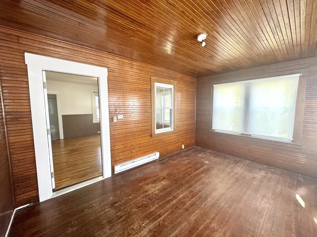 3 bed, 1 bath apartment for rent at 9 Shirley St Unit 1, Ayer — photo 7 of 13