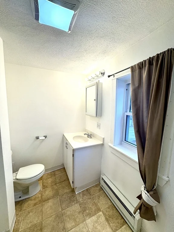 2 bed, 1 bath apartment for rent at 9 Shirley St Unit 2, Ayer — photo 6 of 13