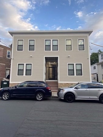 Studio bed, 1 bath apartment for rent at 9 Sixth St Unit 1, Chelsea