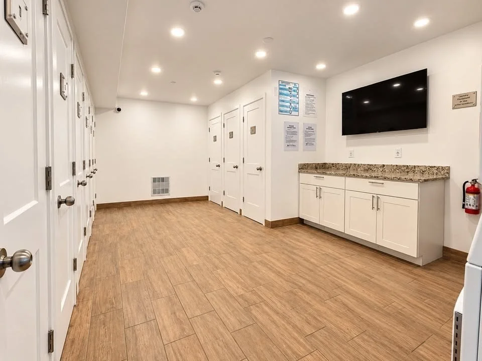 Studio bed, 1 bath apartment for rent at 9 Sixth St Unit 01, Chelsea — photo 6 of 8