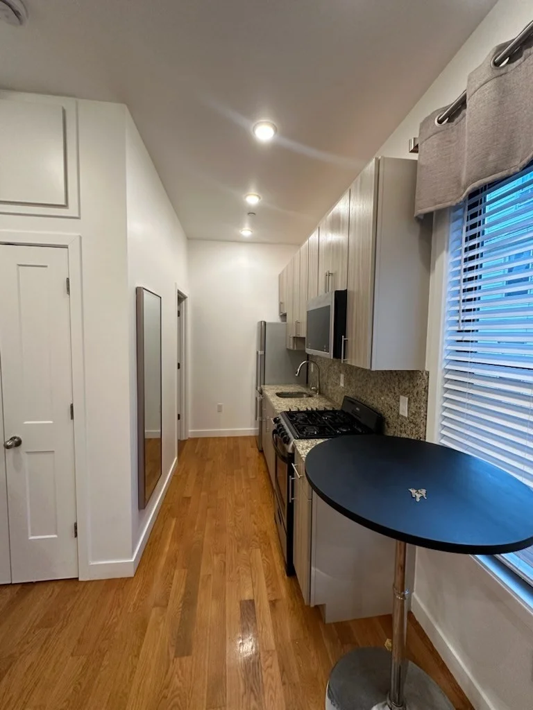 Studio bed, 1 bath apartment for rent at 9 Sixth St Unit 2, Chelsea — photo 3 of 8
