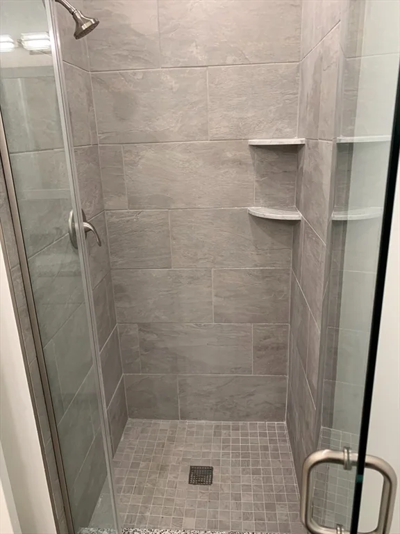 Studio bed, 1 bath apartment for rent at 9 Sixth St Unit 3, Chelsea — photo 5 of 7