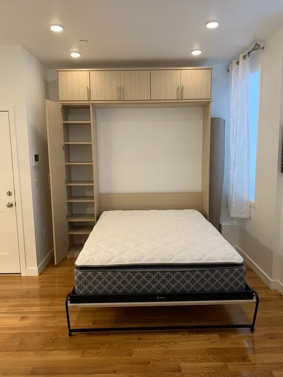 Studio bed, 1 bath apartment for rent at 9 Sixth St Unit 4, Chelsea — photo 3 of 13