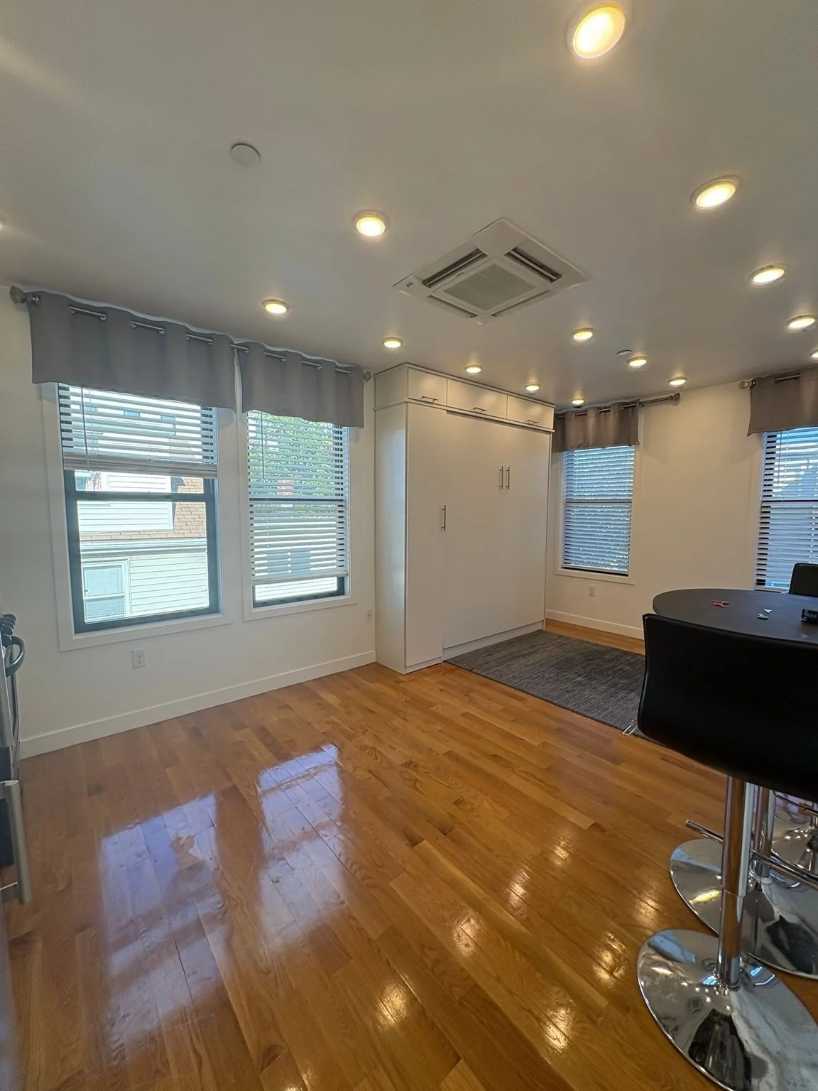 Studio bed, 1 bath apartment for rent at 9 Sixth St Unit 9, Chelsea — photo 7 of 12