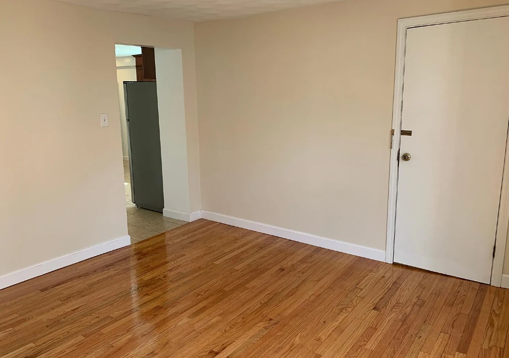 2 bed, 1 bath apartment for rent at 9 Skehan St Unit 2, Ward Two — photo 6 of 11