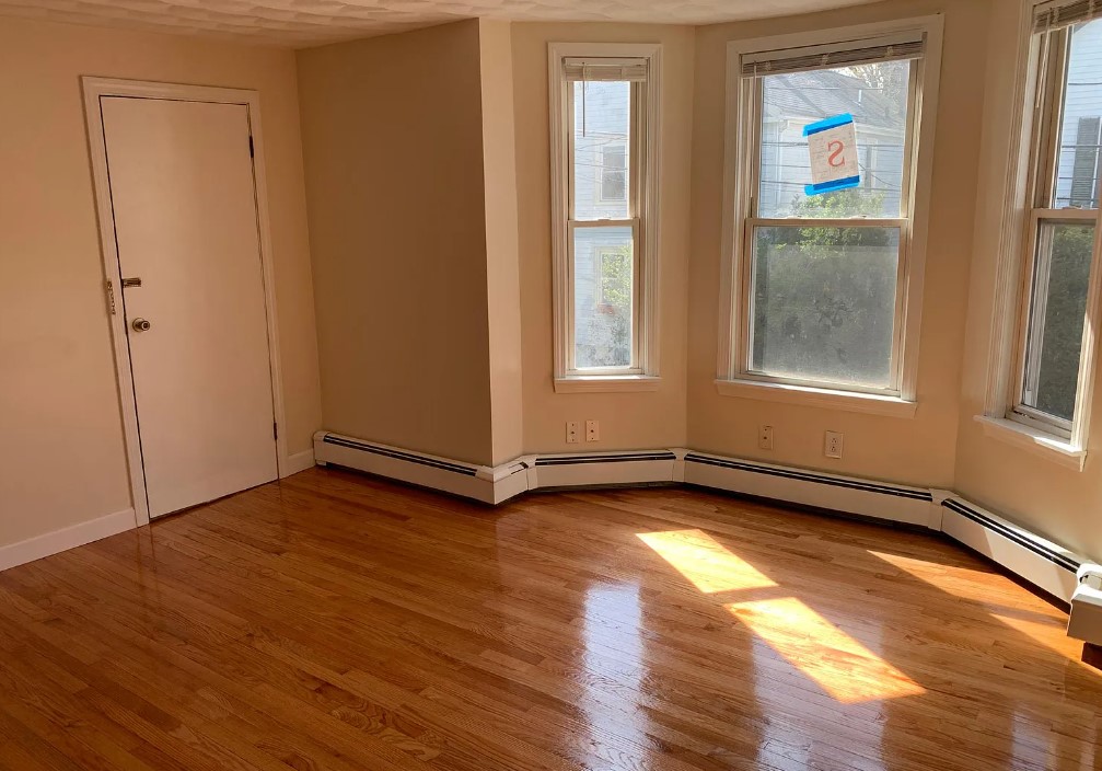 2 bed, 1 bath apartment for rent at 9 Skehan St Unit 2, Ward Two — photo 5 of 11