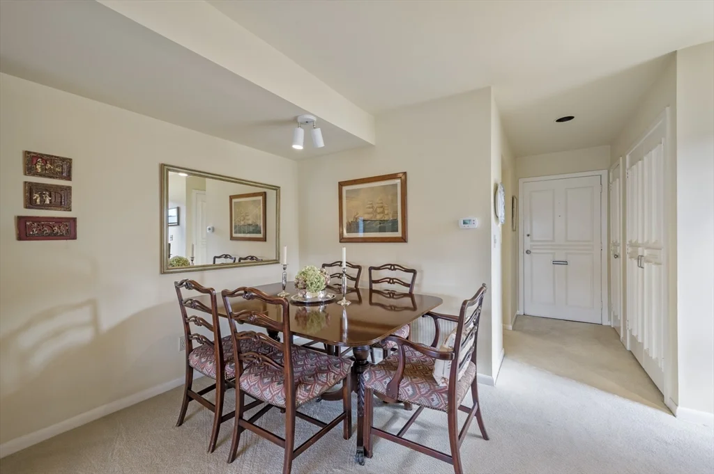 2 bed, 1 bath apartment for rent at 9 Skinner's Path Unit 9, Marblehead — photo 6 of 23