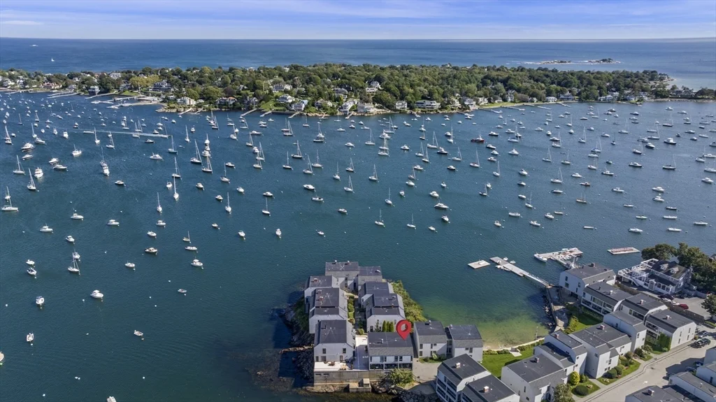 2 bed, 1 bath apartment for rent at 9 Skinner's Path Unit 9, Marblehead — photo 22 of 23
