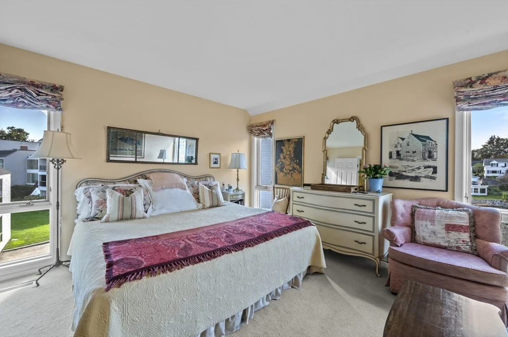 2 bed, 1 bath apartment for rent at 9 Skinner's Path Unit 9, Marblehead — photo 13 of 23