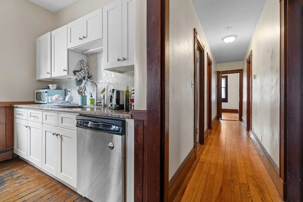 3 bed, 1 bath apartment for rent at 9 Spalding St Unit 2, Jamaica Plain — photo 5 of 16
