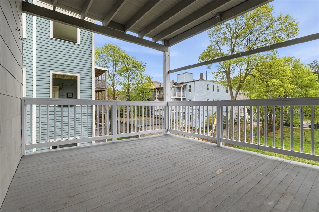 3 bed, 1 bath apartment for rent at 9 Spalding St Unit 2, Jamaica Plain — photo 11 of 16