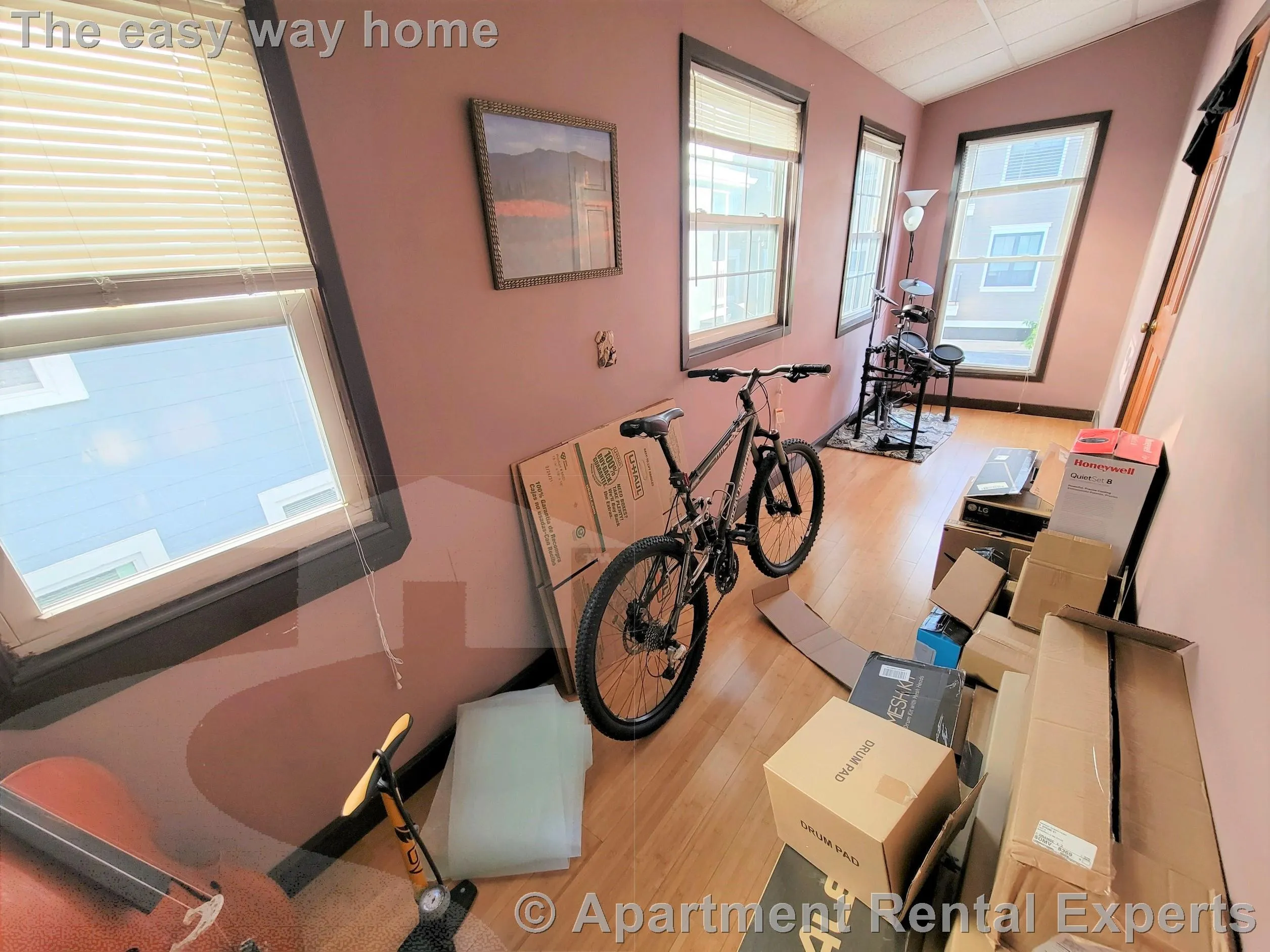 3 bed, 1 bath apartment for rent at 9 Spring St Unit 2, Porter Square — photo 5 of 10