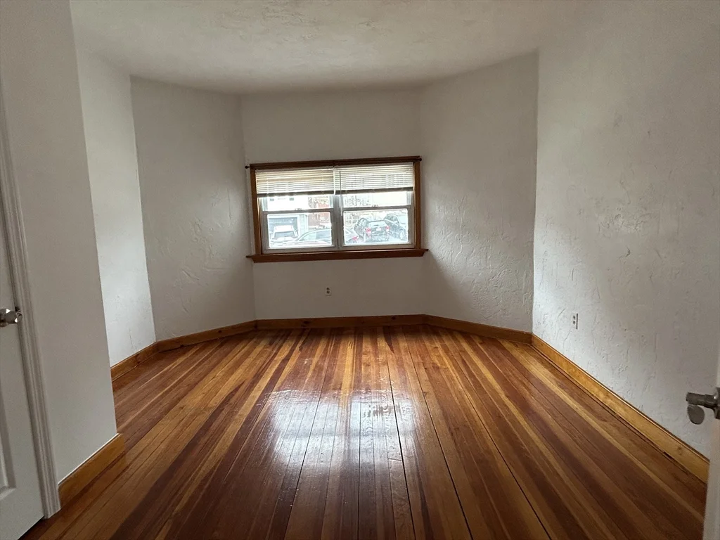 3 bed, 1 bath apartment for rent at 9 Starbird St Unit 1, Malden — photo 9 of 14
