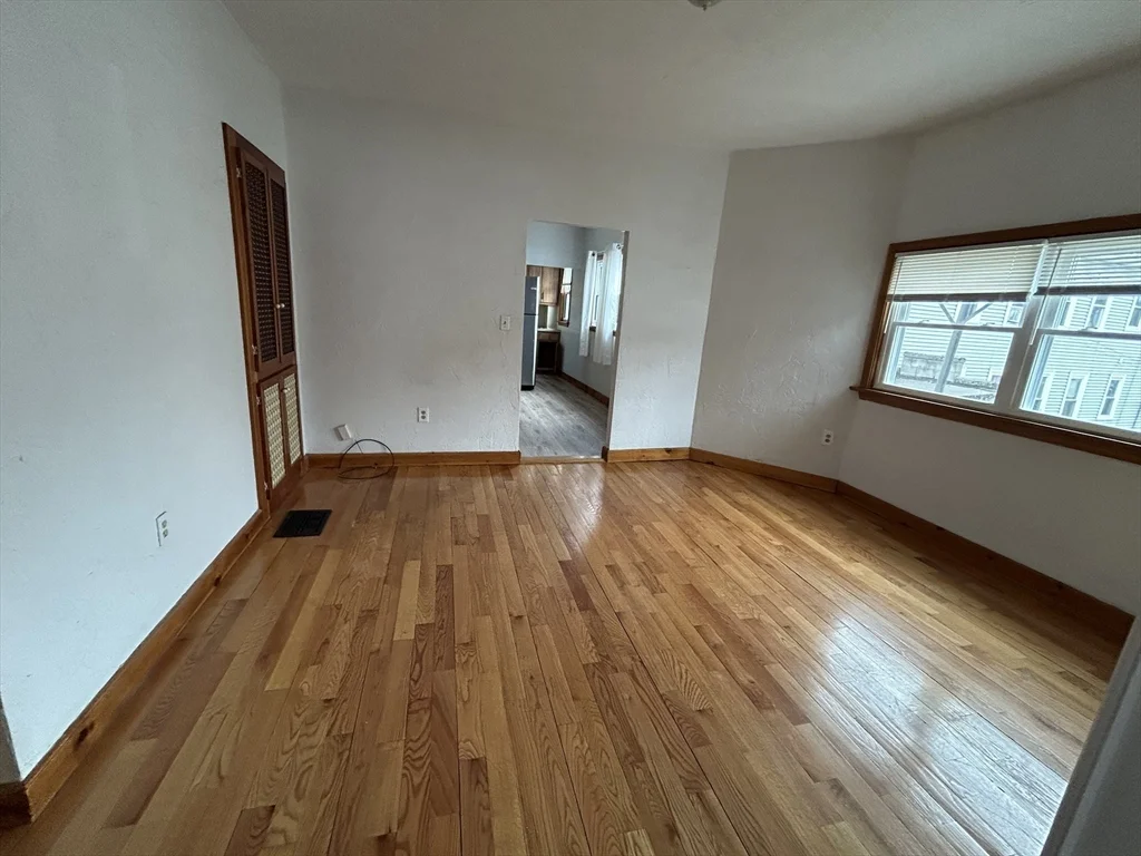 3 bed, 1 bath apartment for rent at 9 Starbird St Unit 1, Malden — photo 6 of 14