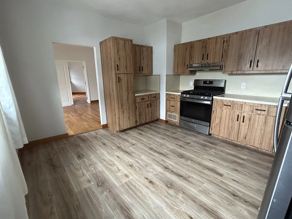 3 bed, 1 bath apartment for rent at 9 Starbird St Unit 1, Malden — photo 1 of 14