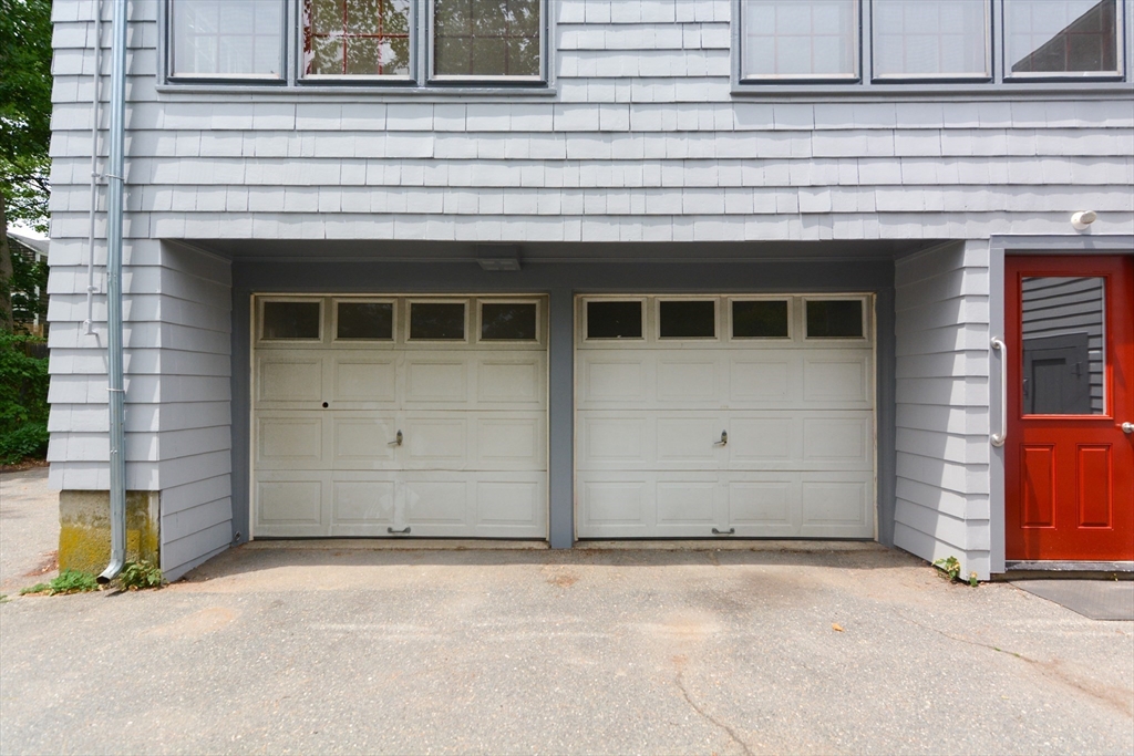3 bed, 1 bath apartment for rent at 9 State St Unit 6, Marblehead — photo 25 of 28