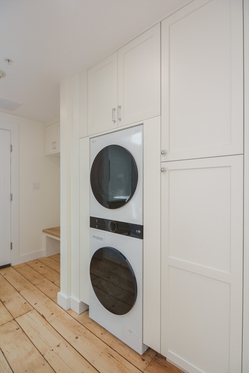 2 bed, 1 bath apartment for rent at 9 State St Unit 7, Marblehead — photo 5 of 32