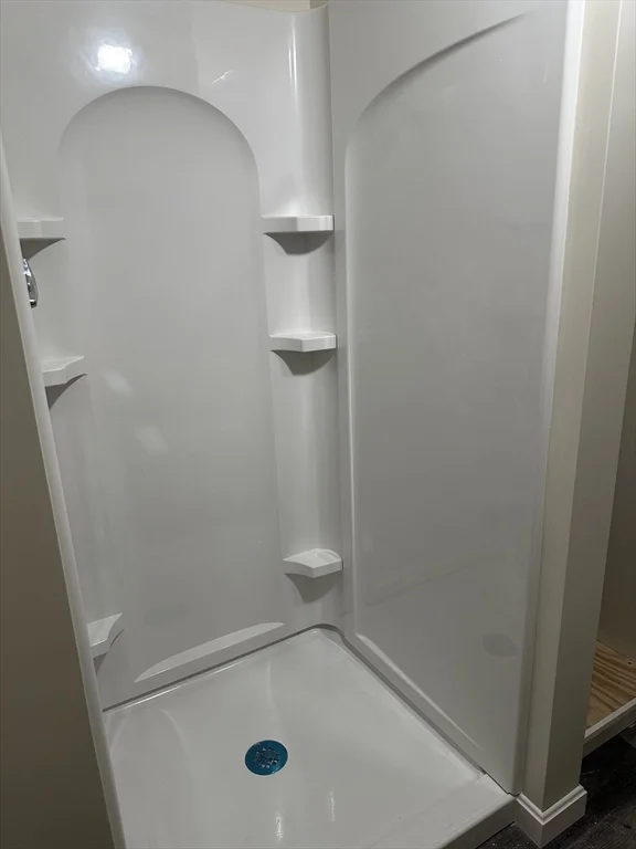 3 bed, 2 bath apartment for rent at 9 Station Rd Unit 2, Salem — photo 7 of 19