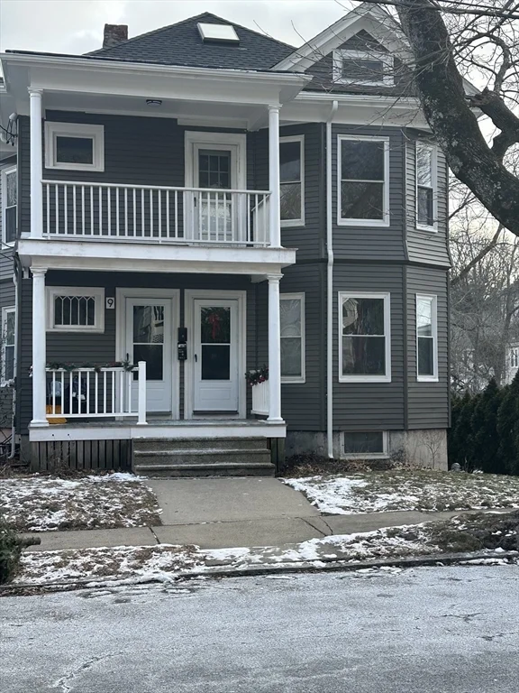 3 bed, 2 bath apartment for rent at 9 Station Rd Unit 2, Salem — photo 1 of 19