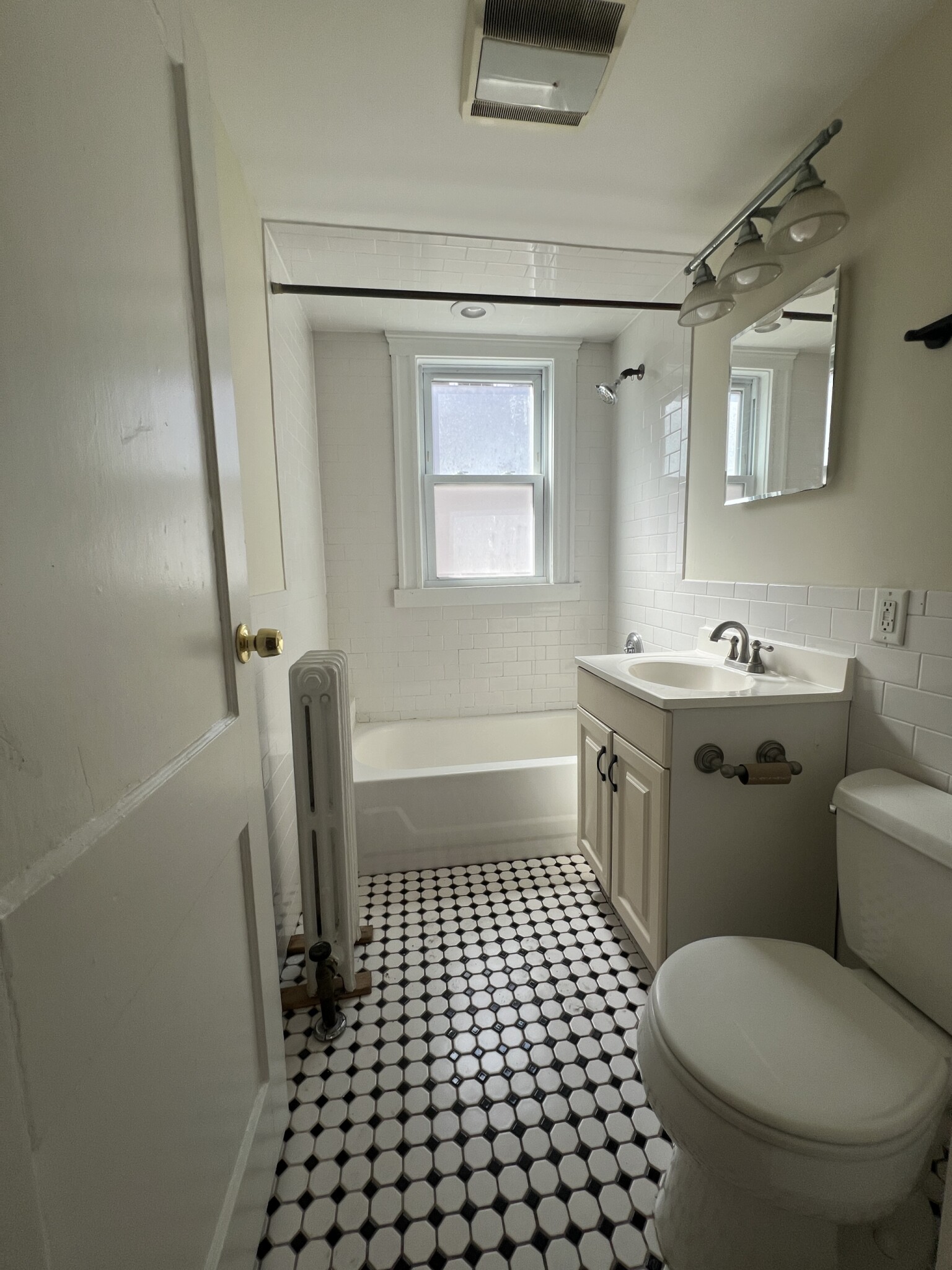 3 bed, 2 bath apartment for rent at 9 Stedman Unit 1, Jamaica Plain — photo 12 of 20