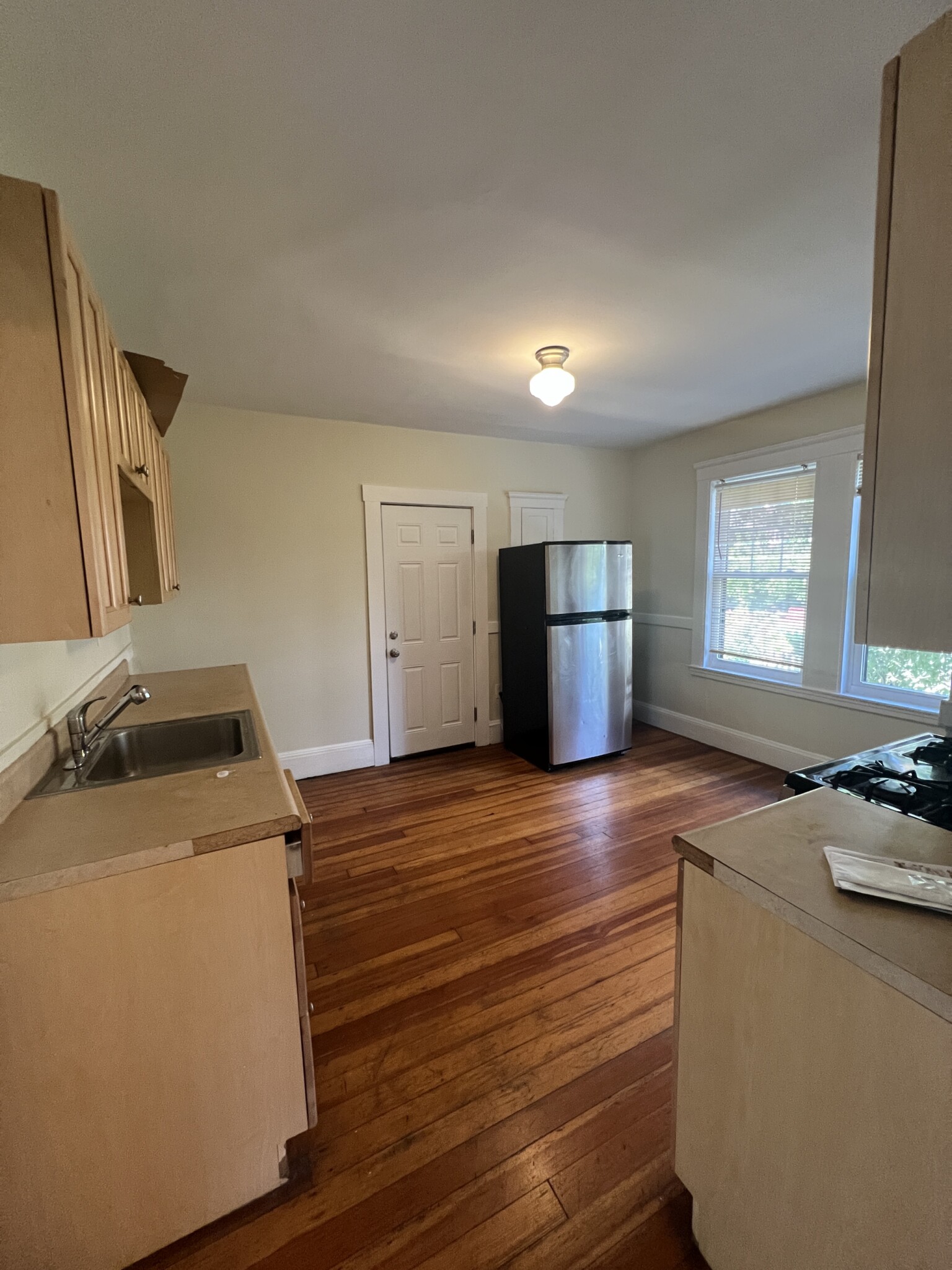 3 bed, 2 bath apartment for rent at 9 Stedman Unit 1, Jamaica Plain — photo 6 of 20