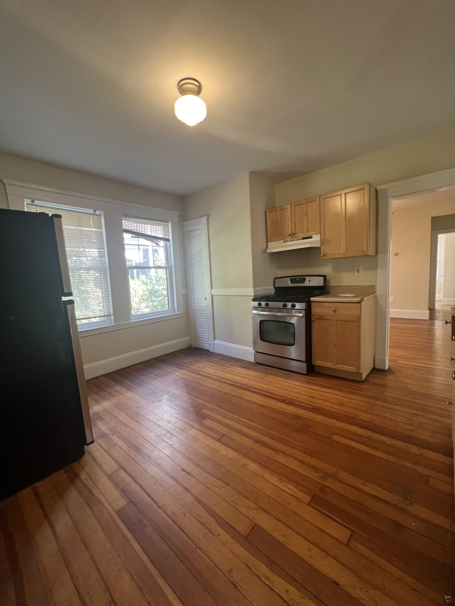 3 bed, 2 bath apartment for rent at 9 Stedman Unit 1, Jamaica Plain — photo 9 of 20