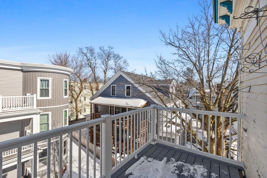2 bed, 1 bath apartment for rent at 9 Sumner Sq Unit 3, Dorchester — photo 7 of 7