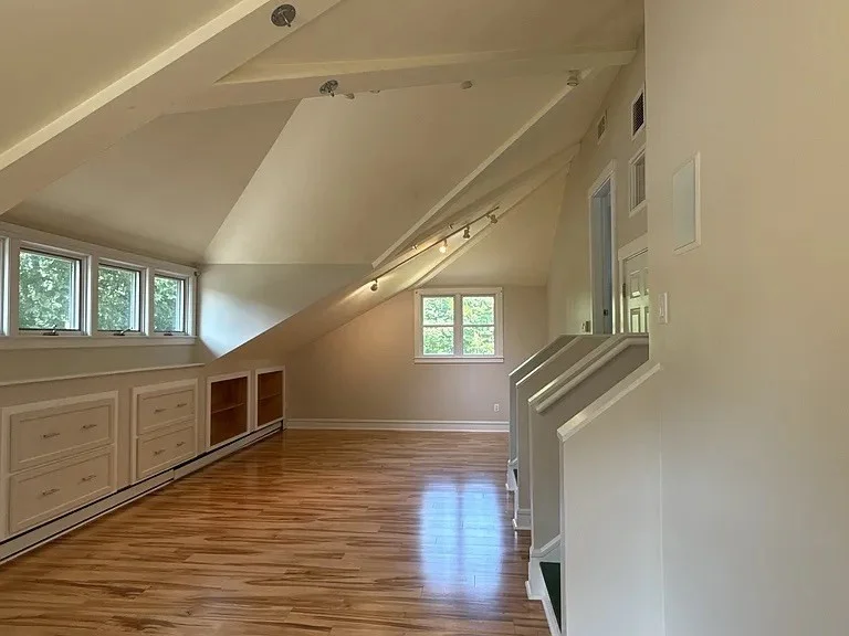 5 bed, 2 bath apartment for rent at 9 Sunny Knoll Ter, Lexington — photo 22 of 31