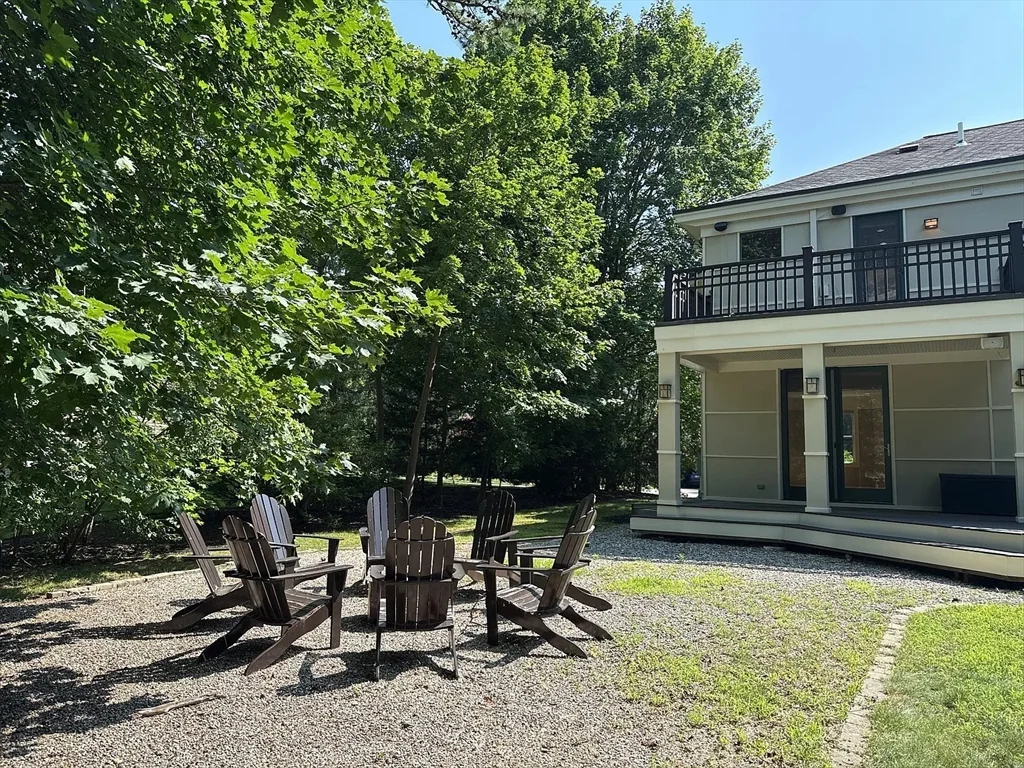 5 bed, 2 bath apartment for rent at 9 Sunny Knoll Ter, Lexington — photo 31 of 31