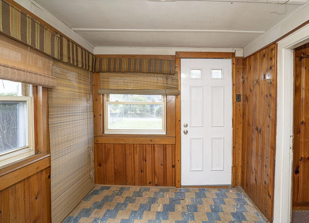 2 bed, 1 bath apartment for rent at 9 Swift Ave, Swifts Beach — photo 8 of 24