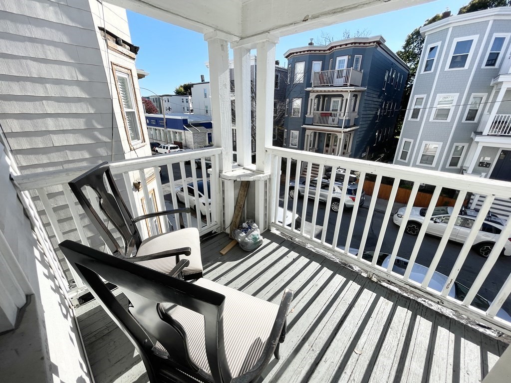 4 bed, 1 bath apartment for rent at 9 Taft Unit 2, Dorchester — photo 10 of 10