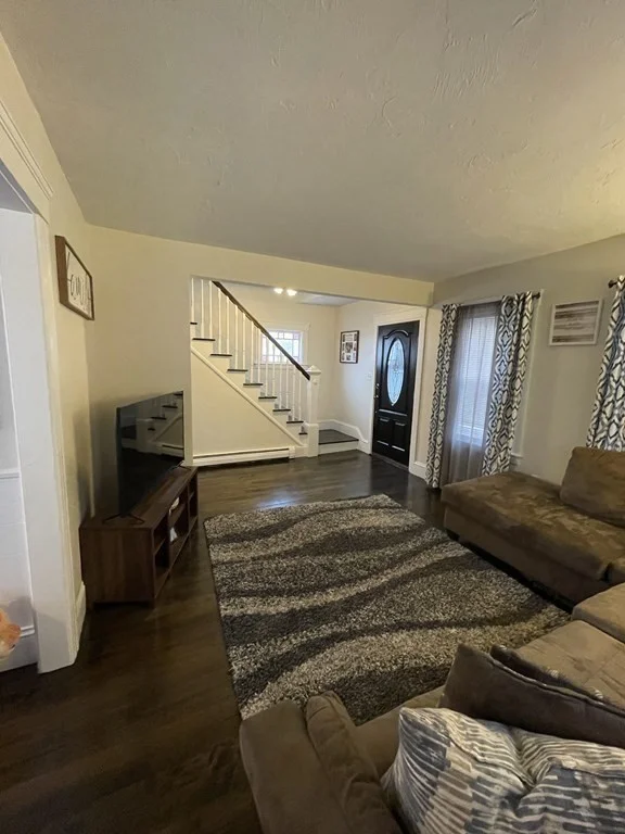 3 bed, 2 bath apartment for rent at 9 Thayer St, Worcester — photo 5 of 18