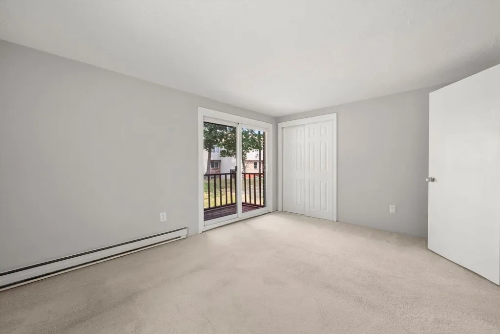 2 bed, 1 bath apartment for rent at 9 Tideview Path Unit 10, Plymouth — photo 6 of 9