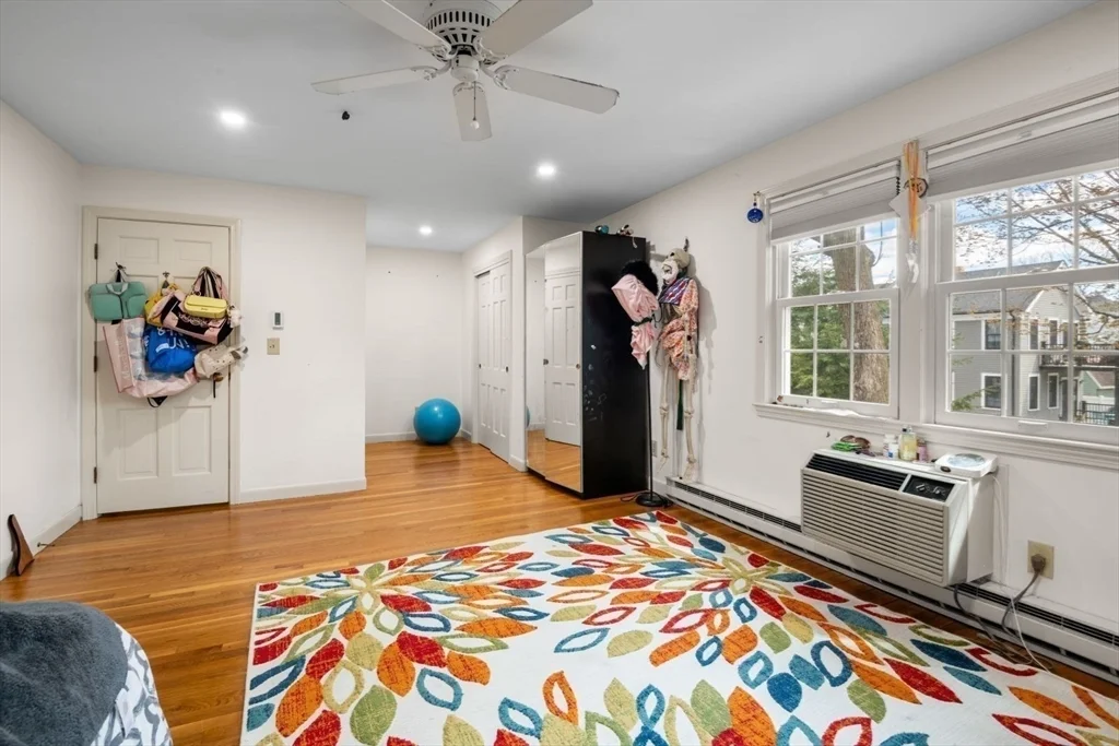 2 bed, 2 bath apartment for rent at 9 Town House Dr Unit 9, Newtonville — photo 16 of 26