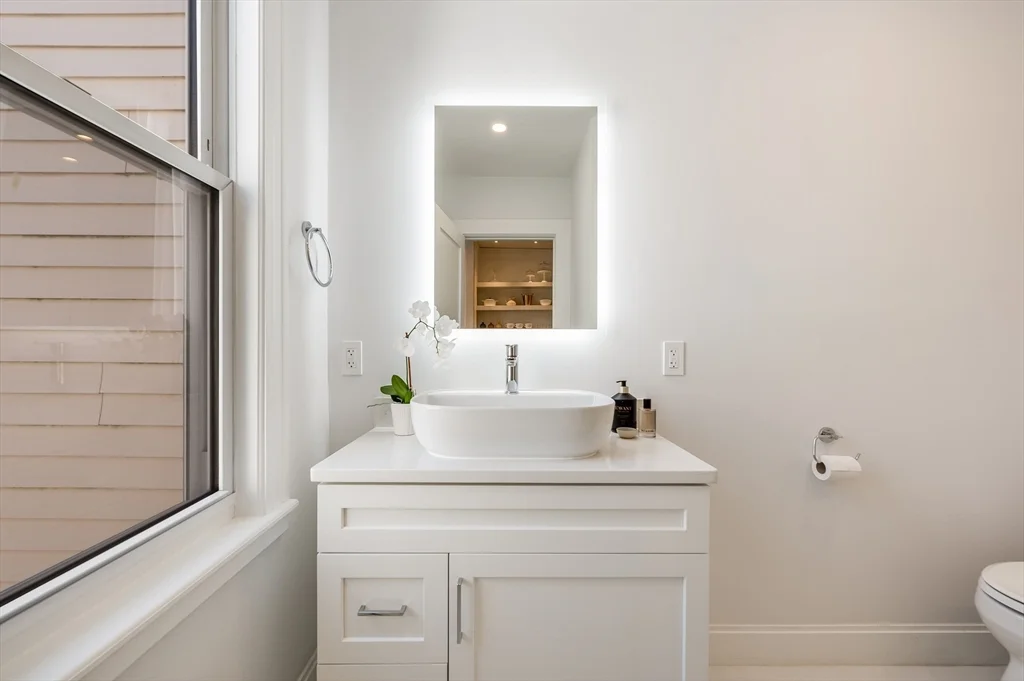 2 bed, 2 bath apartment for rent at 9 Trenton St Unit 2, Charlestown — photo 14 of 21
