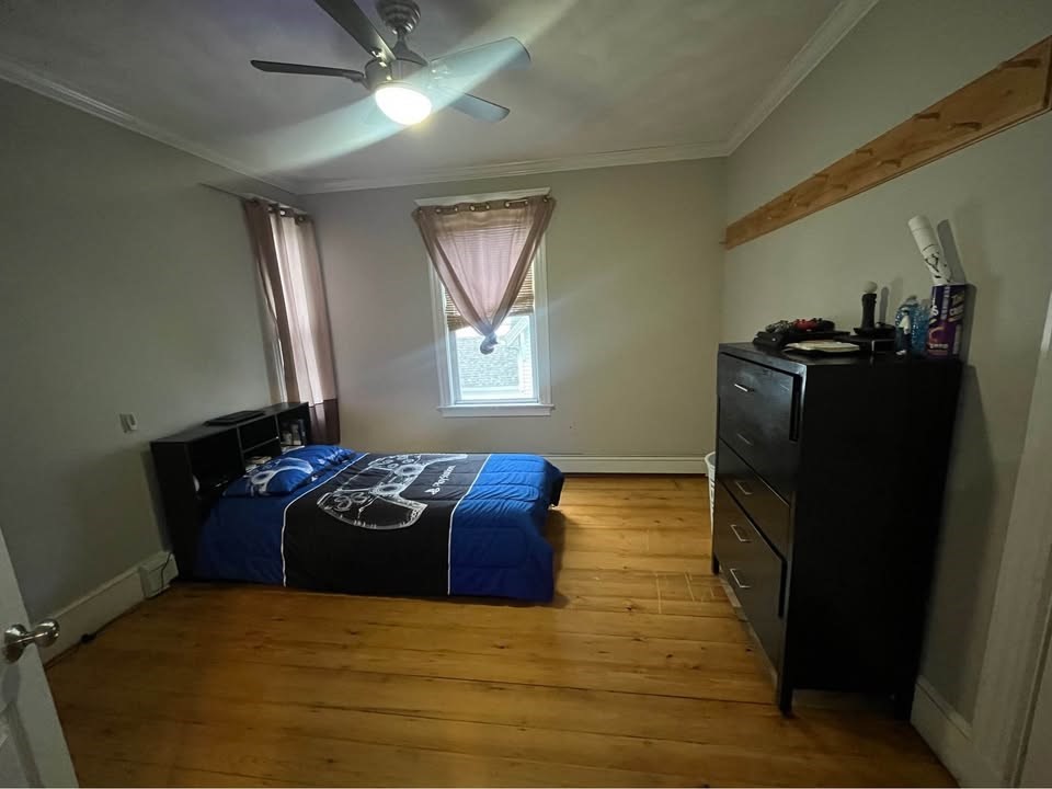 3 bed, 1 bath apartment for rent at 9 Trinity Ave Unit 2, Lynn — photo 5 of 7