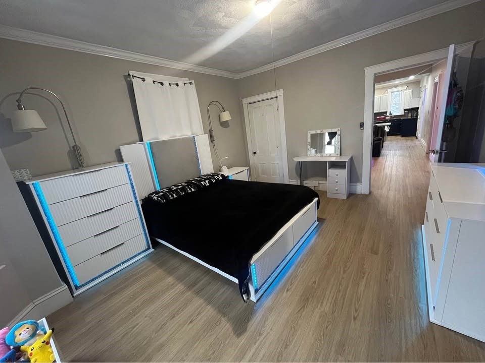 3 bed, 1 bath apartment for rent at 9 Trinity Ave Unit 2, Lynn — photo 6 of 7