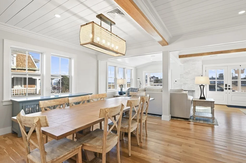 8+ bed, 4+ bath apartment for rent at 9 Tuckernuck Ave, Oak Bluffs — photo 15 of 30