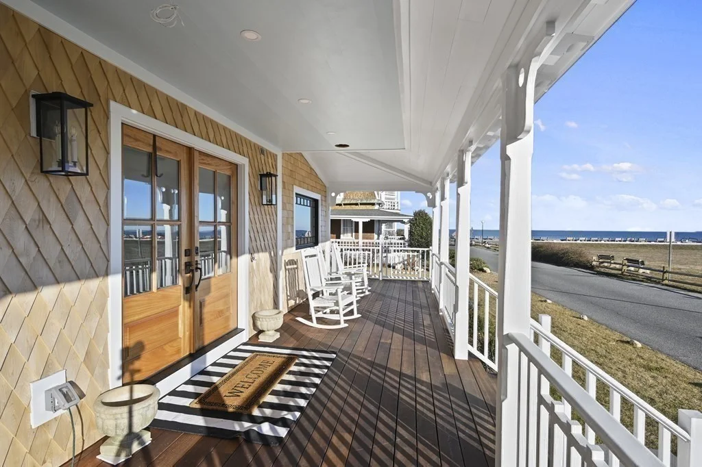8+ bed, 4+ bath apartment for rent at 9 Tuckernuck Ave, Oak Bluffs — photo 13 of 30