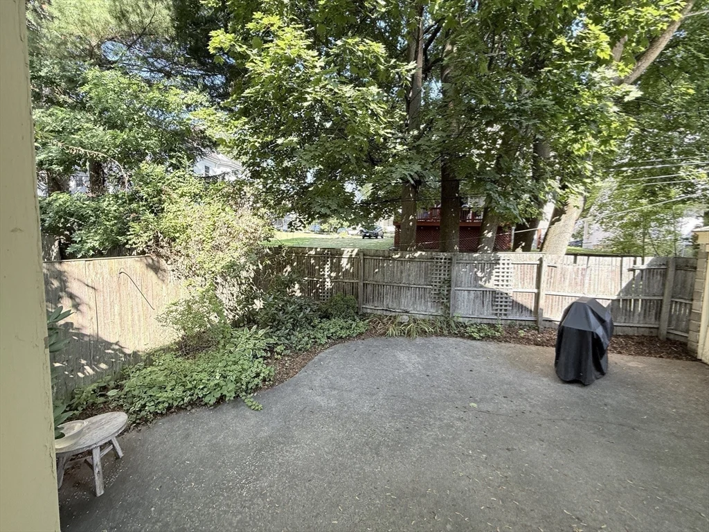 3 bed, 1 bath apartment for rent at 9 Underwood St Unit 1, West Side — photo 19 of 19