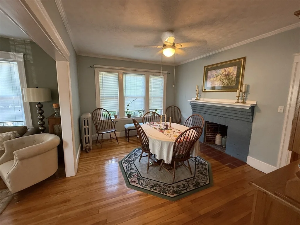 3 bed, 1 bath apartment for rent at 9 Underwood St Unit 1, West Side — photo 9 of 19
