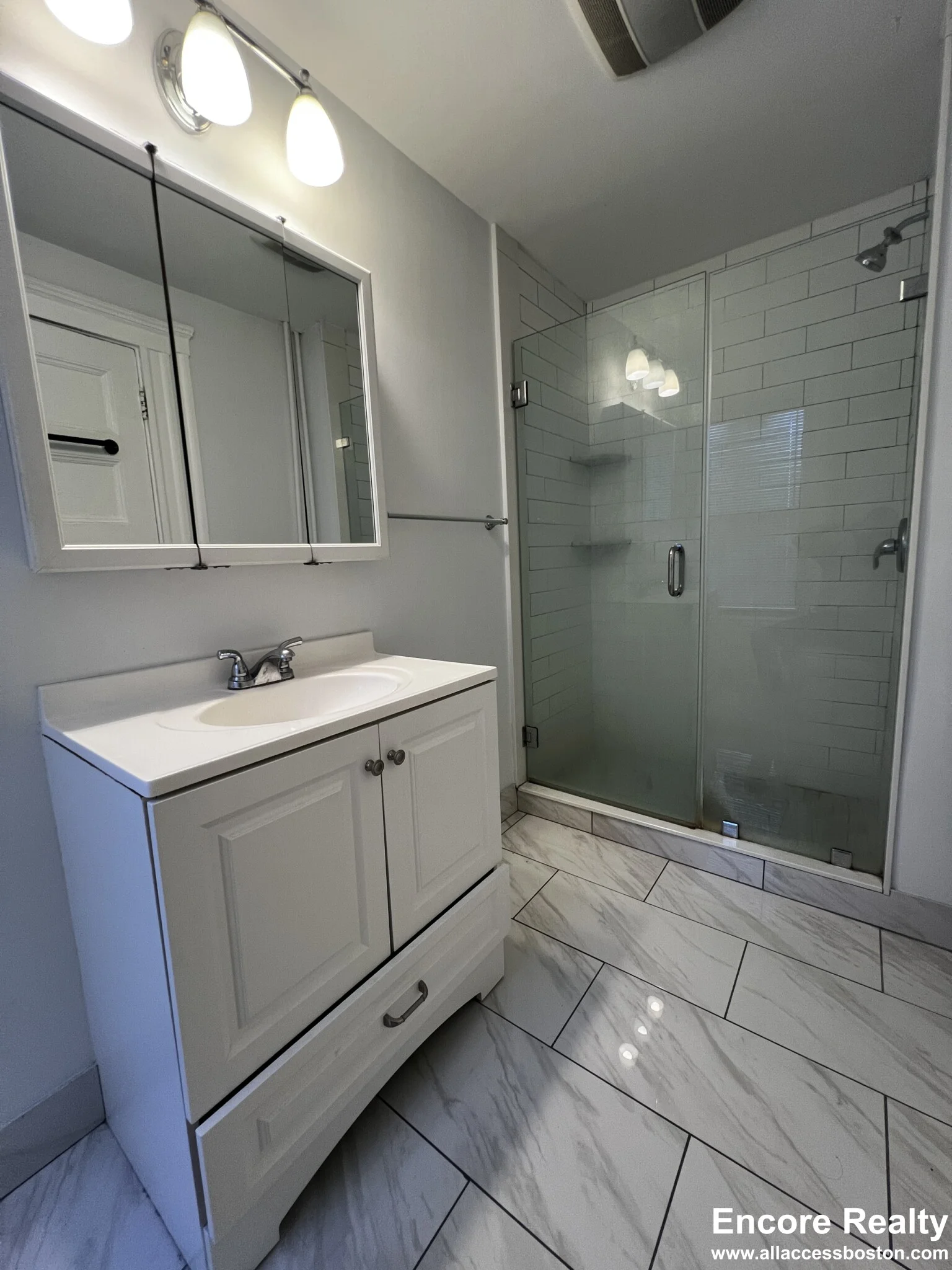 3.5 bed, 1 bath apartment for rent at 9 Upland Rd Unit 5, Neighborhood Nine — photo 13 of 13