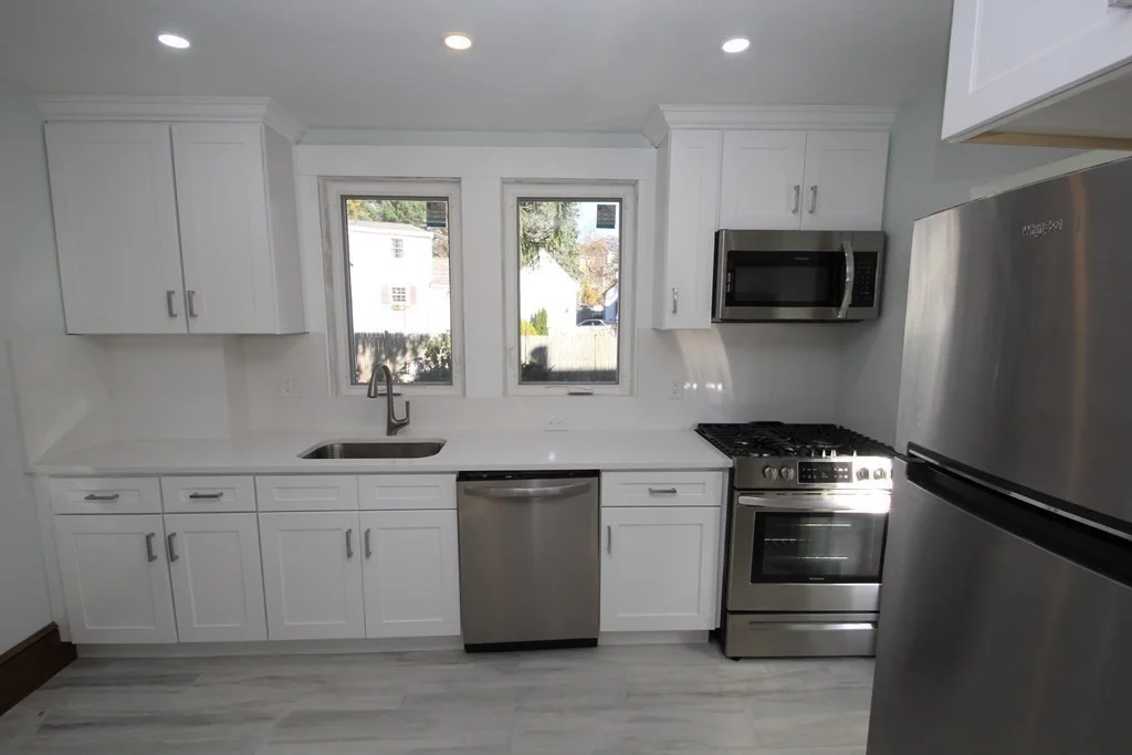 3 bed, 2 bath apartment for rent at 9 Upland Rd Unit 9, Winchester — photo 8 of 27