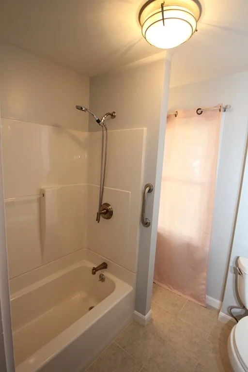 3 bed, 2 bath apartment for rent at 9 Upland Rd Unit 9, Winchester — photo 18 of 27