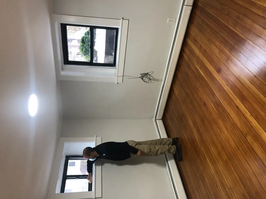 3 bed, 1 bath apartment for rent at 9 Upland Rd Unit B, Neighborhood Nine — photo 3 of 9