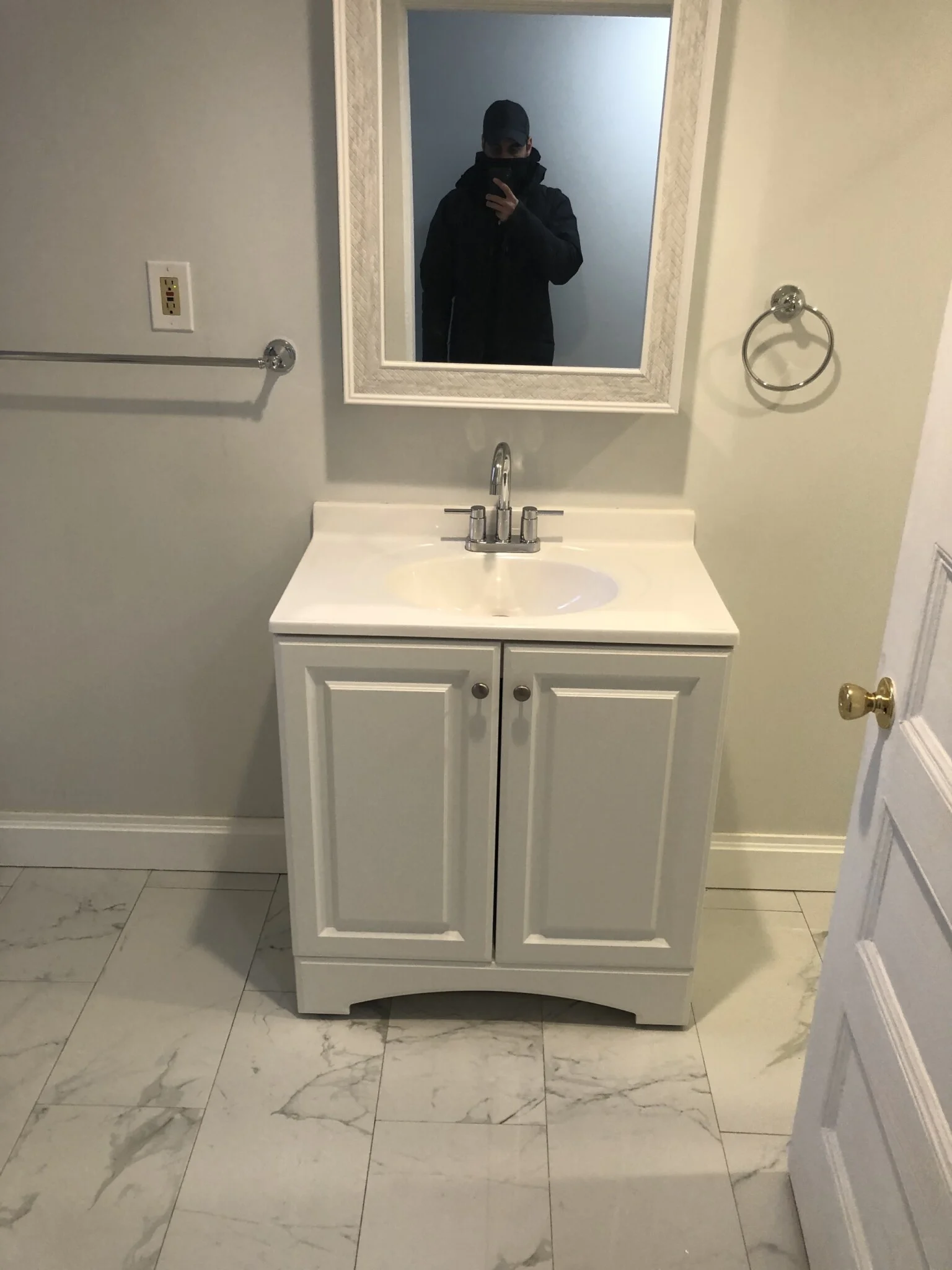 3 bed, 1 bath apartment for rent at 9 Upland Rd Unit B, Neighborhood Nine — photo 8 of 9